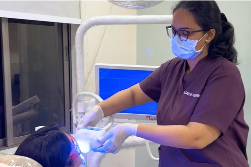 Teeth-whitening-treatment-in-bandra